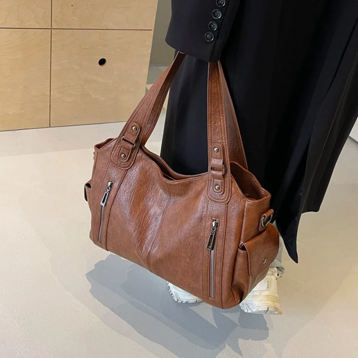 Uma Shoulder Bags