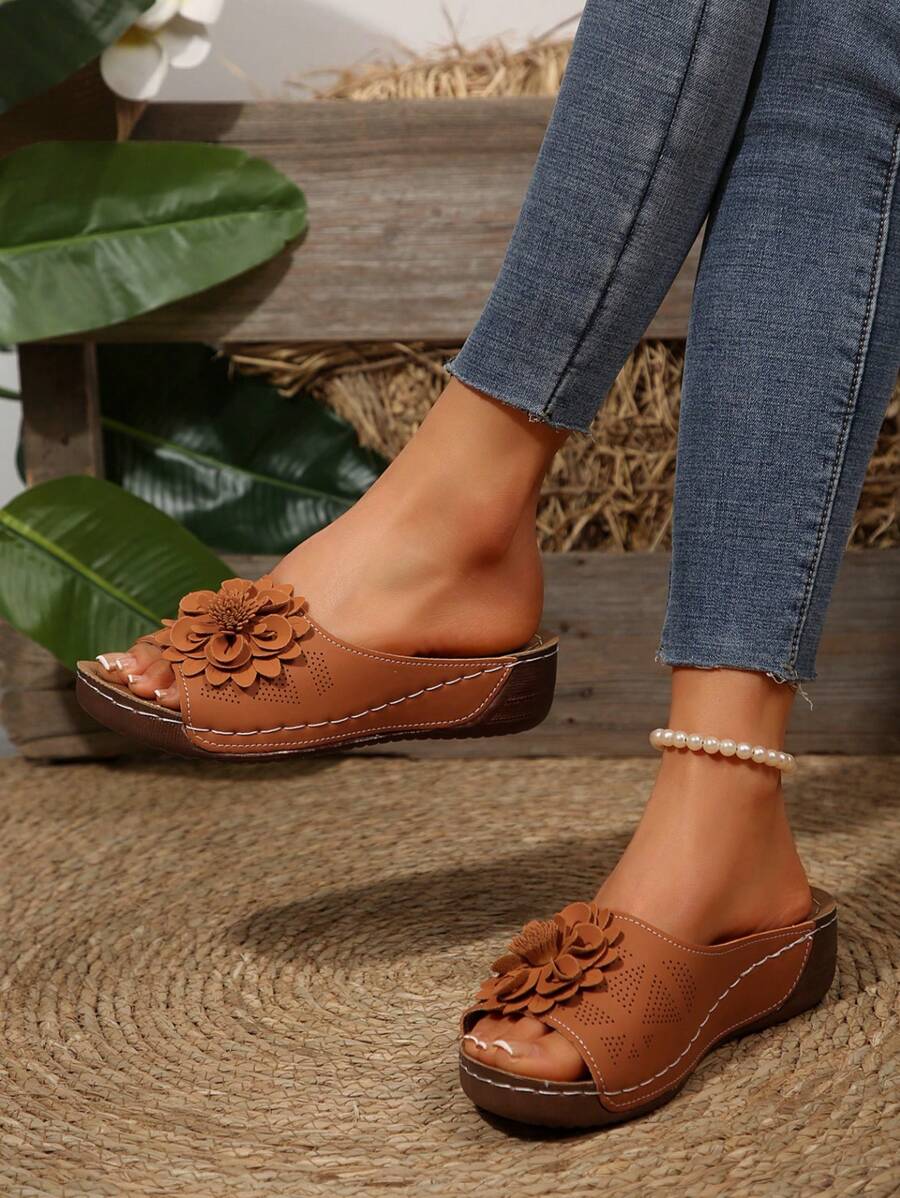 Medellín Orthopedic Sandals