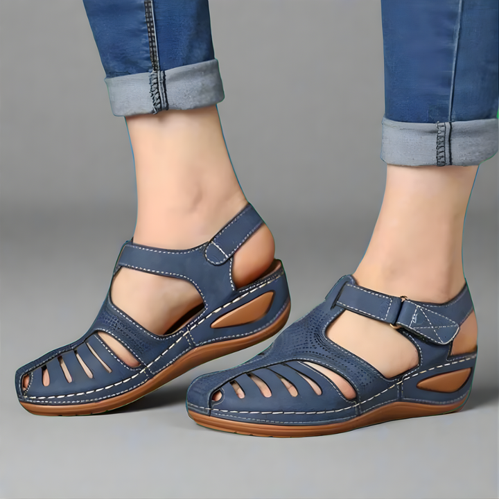 Hanna Sandals