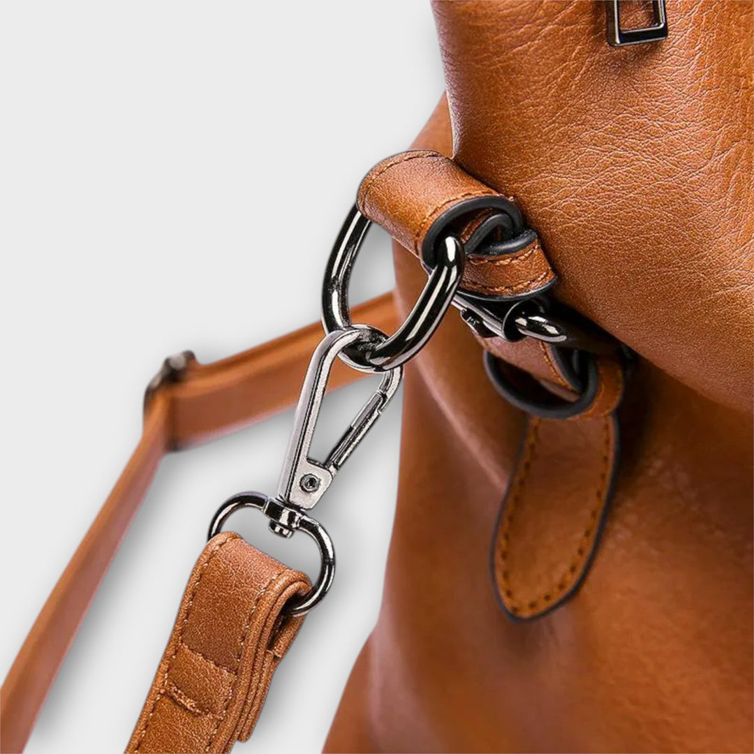 Mia Shoulder Bags
