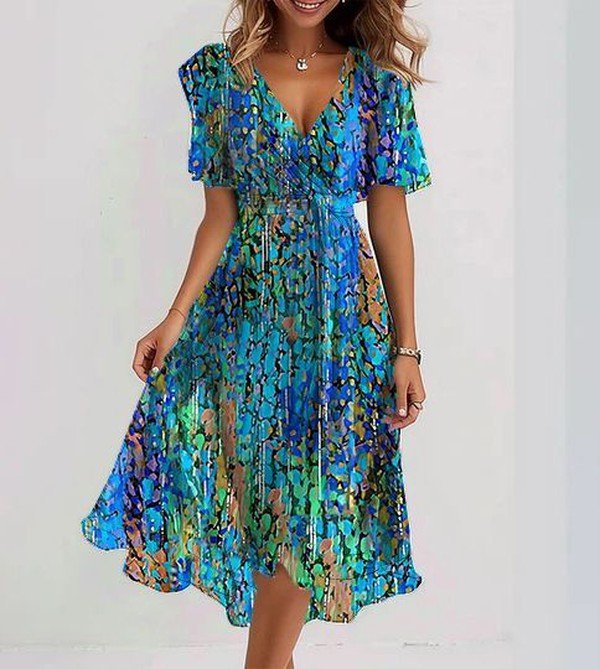 Jolie Midi Dresses