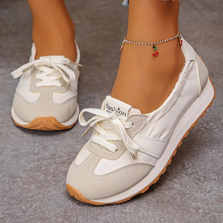 Helga – Orthopaedic Sneakers