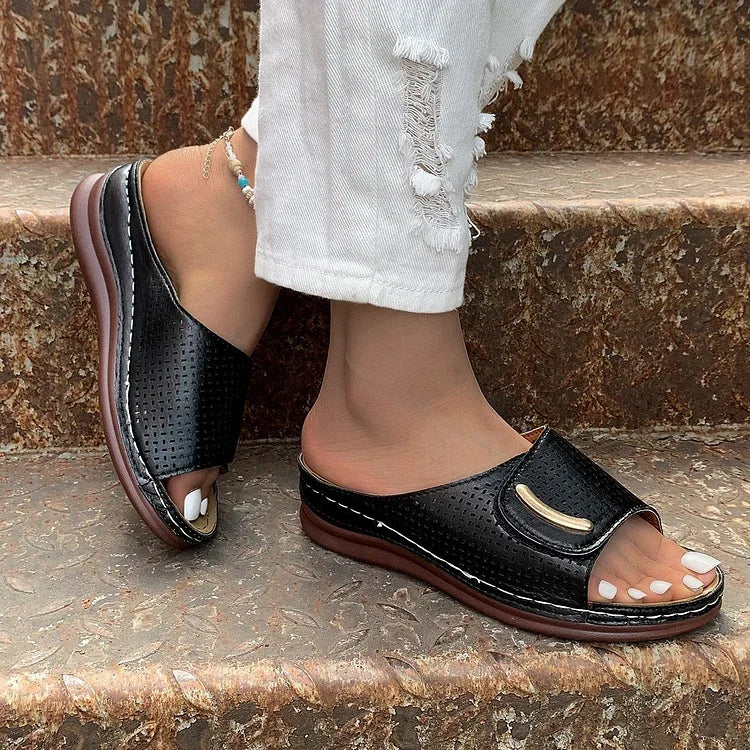 Joanna Sandals