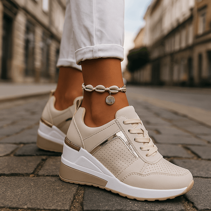 Megan Sneakers