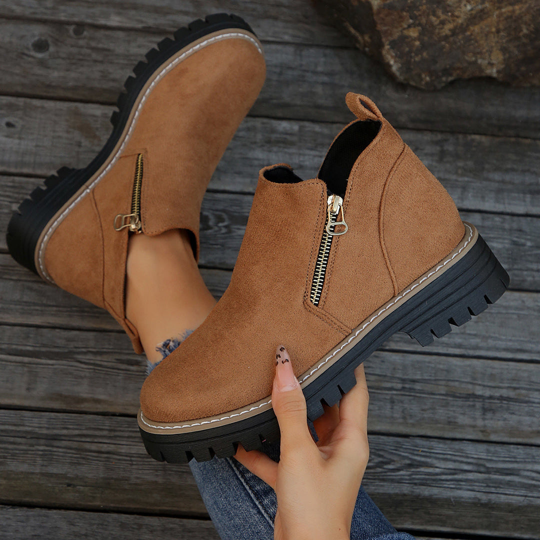 Liora Boots