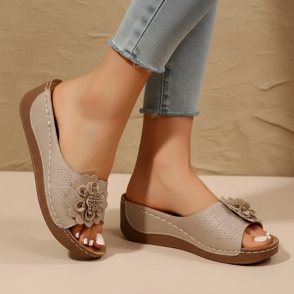 Medellín Orthopedic Sandals