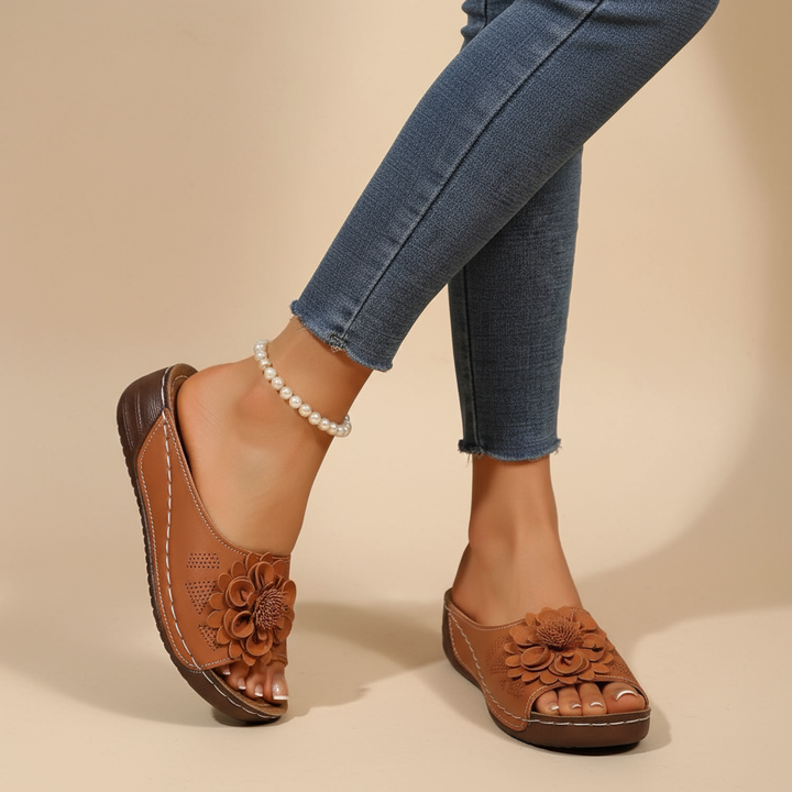 Medellín Orthopedic Sandals