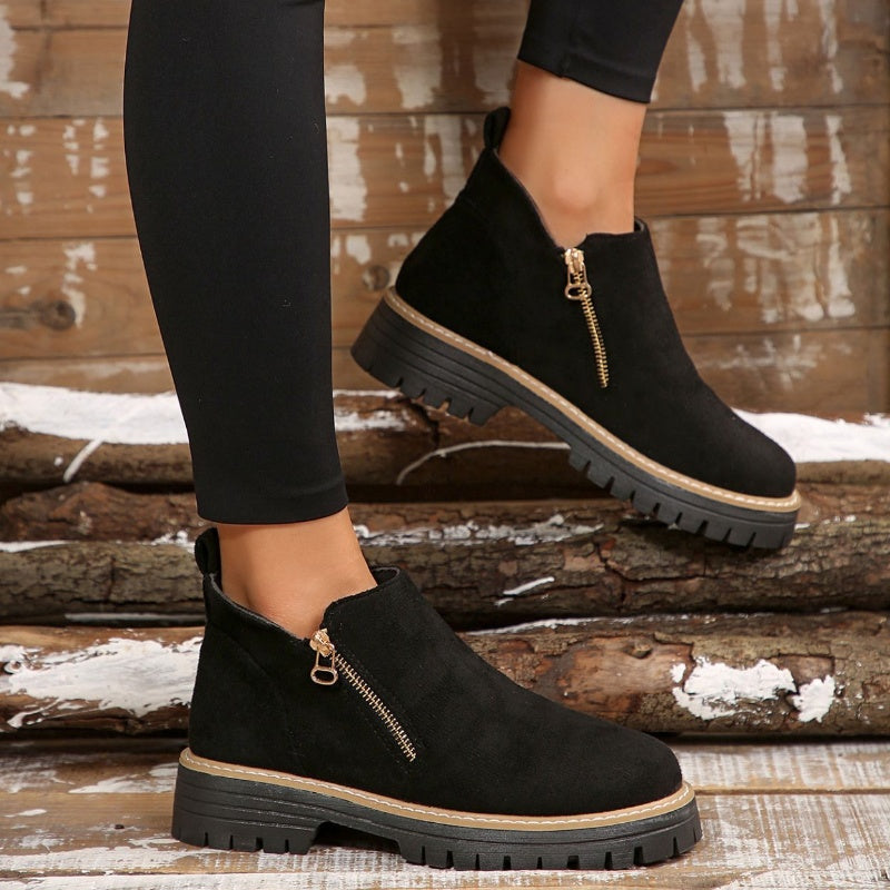Liora Boots